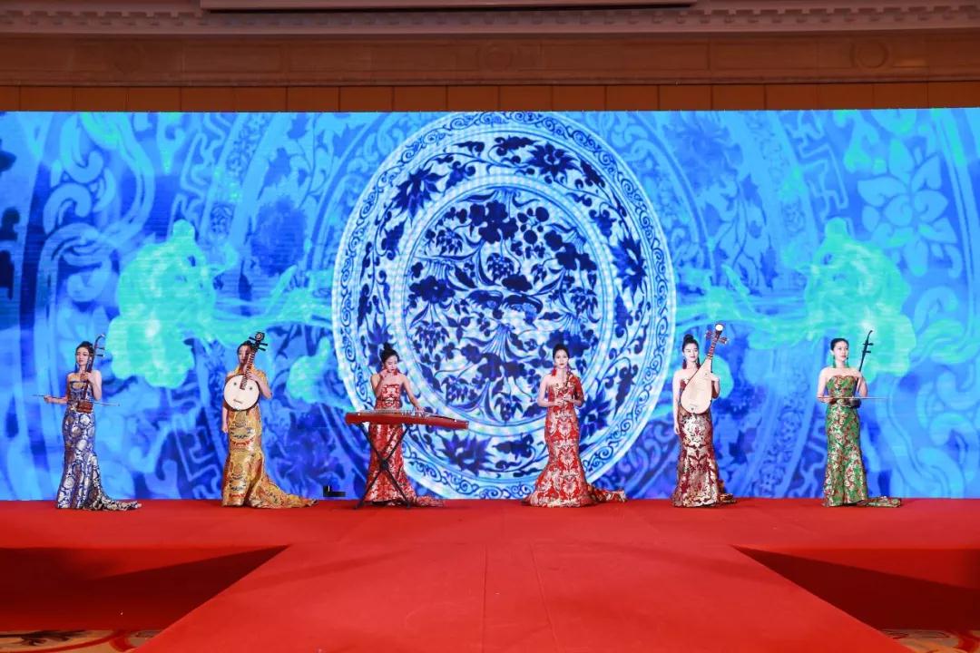 熱烈慶祝“變革創新 揚帆未來”北京中成康富2019年合伙人年會勝利召開 熱烈慶祝“變革創新 揚帆未來”北京中成康富2019年合伙人年會勝利召開